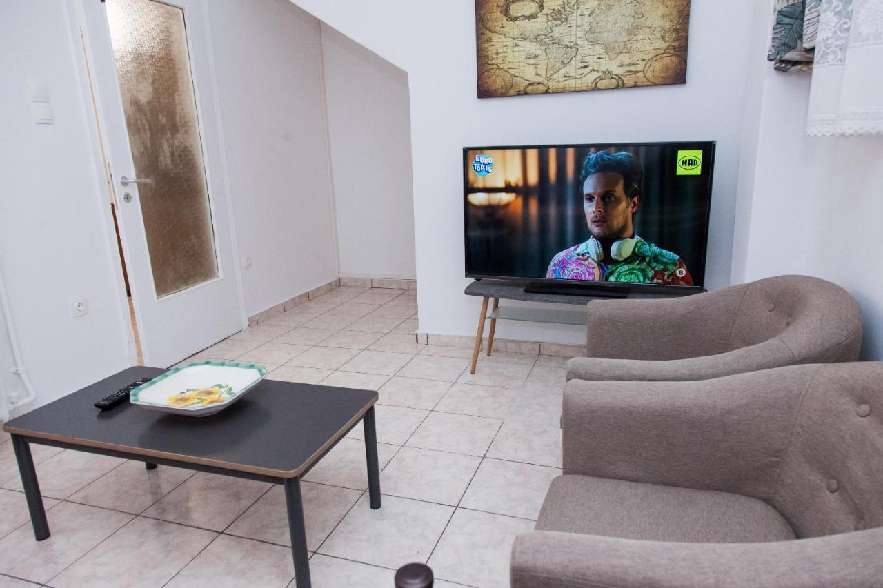 Cozy Apartment In Pireas Eksteriør billede